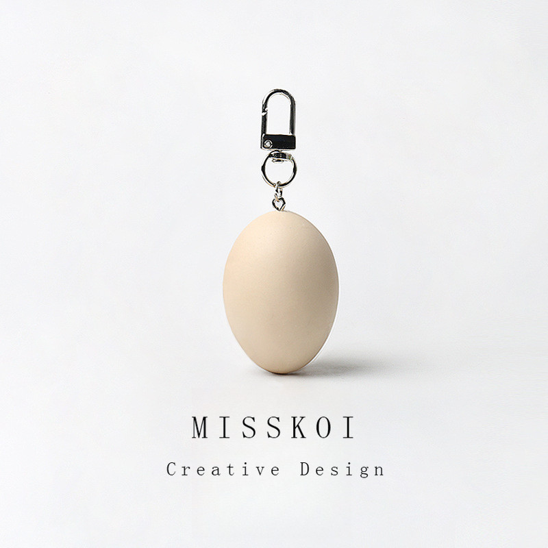 Mjt ตลกจําลองครึ่งตัดไข่พวงกุญแจที่ไม่ซ้ํากันสร้างสรรค์จี้กระเป๋าจี้สนุกอุปกรณ์เสริม
