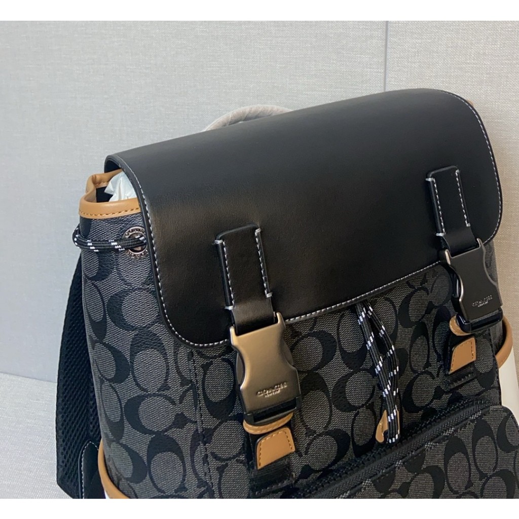 Track Backpack In Colorblock CR259 ผู้ชาย กระเป๋าเป้ coac h กระเป๋าเดินป่า
