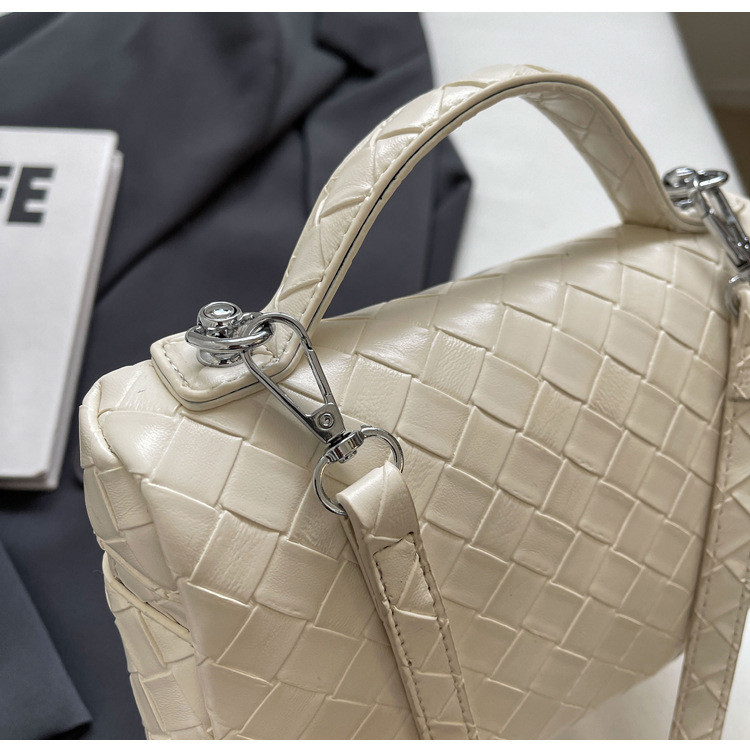 กระเป๋าสะพายไหล่ลําลอง ทรงสี่เหลี่ยม ขนาดเล็ก แฟชั่นสําหรับสตรี - รูปที่ 4