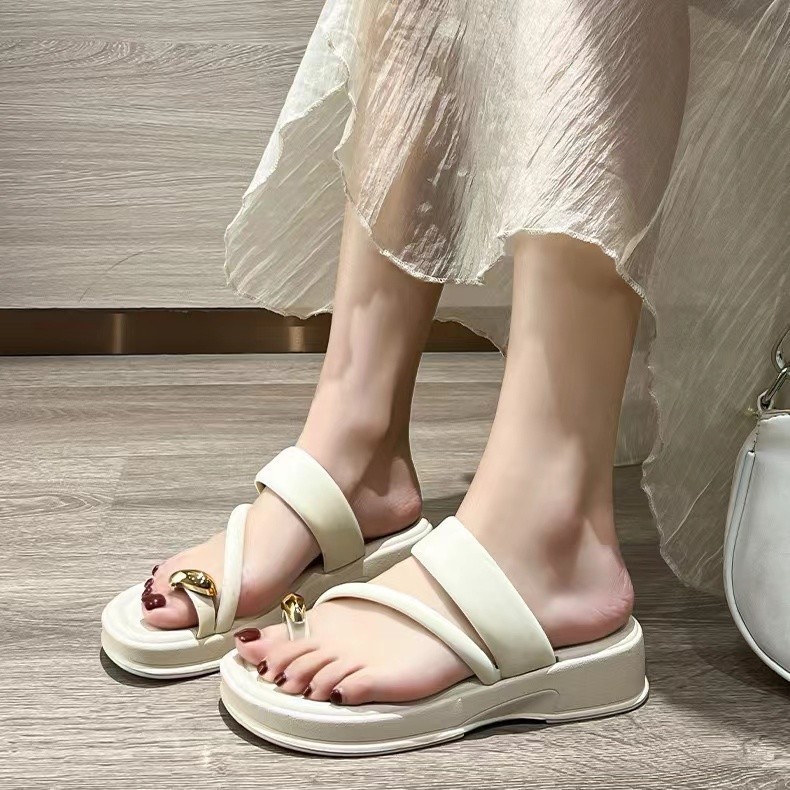 Destin🩰พร้อมส่งจากไทย🛒  (LT-3089)แฟชั่นรองเท้าผู้หญิง ฮิตที่สุด สวยสไตล์เกาหลี ยางEVA หูคีบ ใส่สบาย