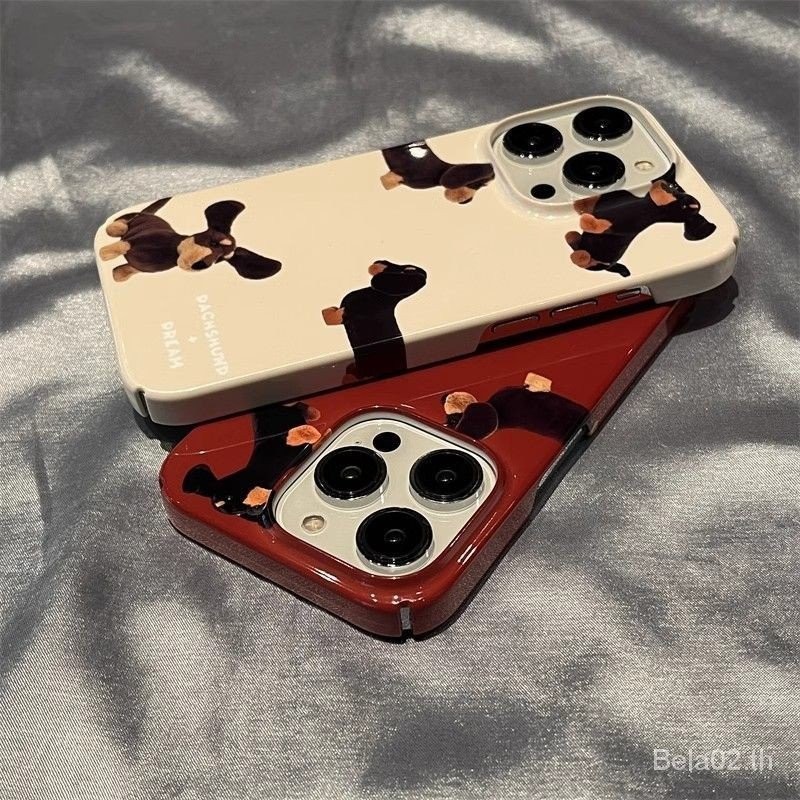 เคสโทรศัพท์โทรศัพท์ เหมาะสําหรับ iPhone สุนัขดัชชุน 15Pro เคสโทรศัพท์ iPhone14promax ฟิล์ม 13 เคสแข็ง 12 ครึ่งแพ็ค xr/8P เคสป้องกัน HWH9
