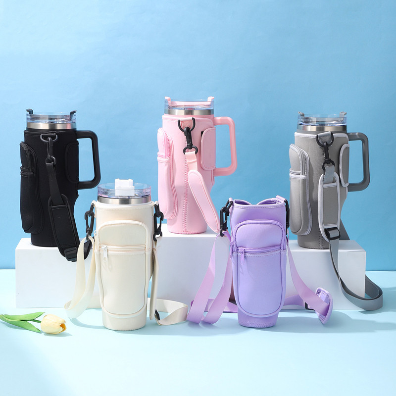 Neoprene ขวดน้ํากระเป๋าสําหรับ Stanley 40 Oz Tumbler Sleeve พร้อมสายคล้องไหล่ปรับได้สําหรับท่องเที่ยวชายหาดเดินป่า