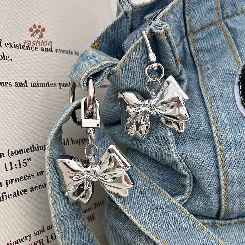 [แฟชั่น] Y2k Bow พวงกุญแจ Vintage โลหะ Bowknot Key แหวนแฟชั่นรถกระเป๋าถือตกแต่งจี้อุปกรณ์เสริม {TH}