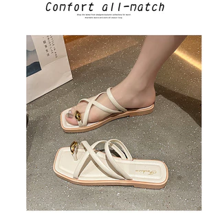 พร้อมส่ง🚚รองเท้าแตะผู้หญิง (เพิ่ม1เบอร์) slipper แฟชั่น สายรัด กันลื่น ใส่สบาย นำเข้าราคาถูก A-031