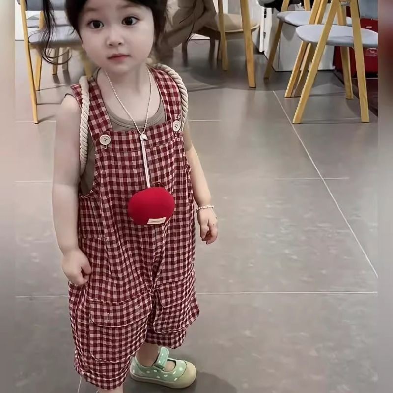 สาวสุดน่ารัก ชุดเอี๊ยม 2025 สไตล์ใหม่เด็กฤดูใบไม้ผลิฤดูร้อนฤดูใบไม้ร่วงแฟชั่นเด็กกลางเด็กเล็กกางเกงลําลองกางเกงขายาว