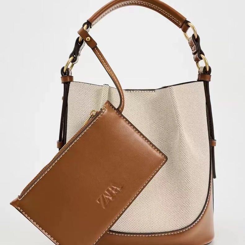 ZARA กระเป๋าสะพายข้างผู้หญิง ซาร่า พร้อมฝาปิดแม่เหล็กสีน้ําตาลกระเป๋าสะพายข้างอเนกประสงค์และระดับไฮเ