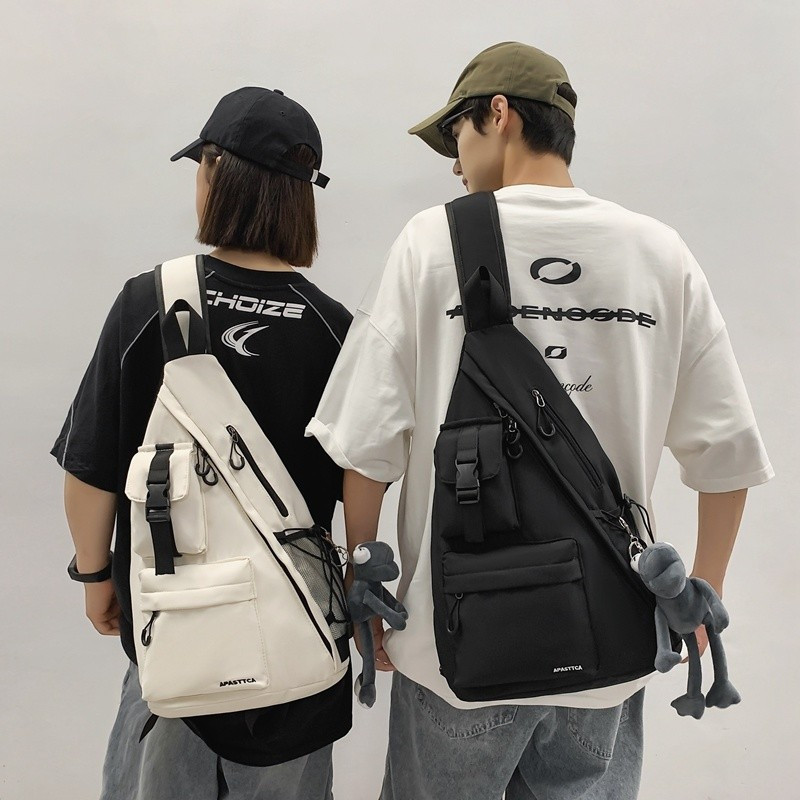 💥COD💥『โปรโมชั่นราคาต่ำ』 หน้าอกทันสมัยเรียบง่าย กระเป๋าสะพายข้างใหม่สำหรับทำงาน กระเป๋าเป้กีฬาคู่รัก กระเป๋าสะพายไหล่ขนาดใหญ่สำหรับผู้หญิง