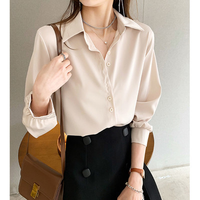 เสื้อเชิ้ตผ้าชีฟองสำหรับผู้หญิงดีไซน์แฟชั่นต้นฤดูใบไม้ผลิเสื้อเชิ้ตสีขาวทรงหลวมทับซ้อนกันเสื้อตัวใน Ljtj