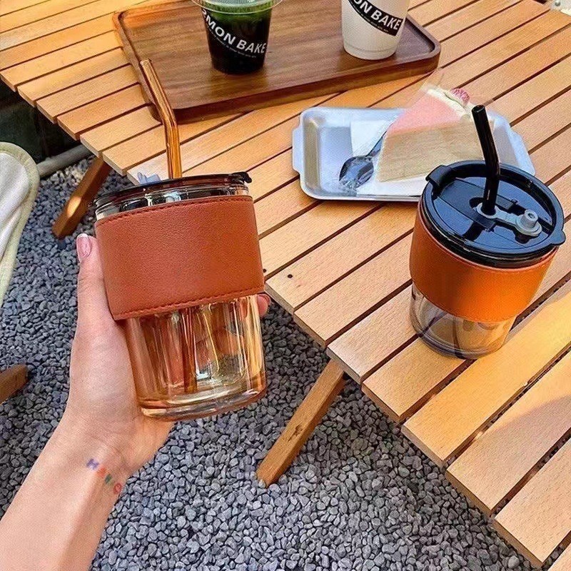 ถ้วยแฟชั่น ถ้วยแก้ว แก้วใส่น้ำ แก้วกาแฟ สไตล์มินิมอล พร้อมหลอดแก้ว ฝาปิด ปลอกซิลิโคนกันร้อน