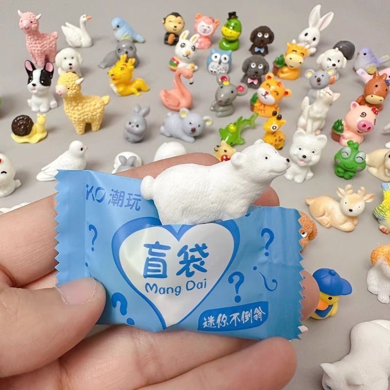 สัตว์ขนาดเล็กลึกลับกระเป๋าของเล่นมินิจําลองสัตว์ขนาดเล็กลึกลับกระเป๋ามินิน่ารักการ์ตูนของเล่นลูกสุนัขลูกแมว