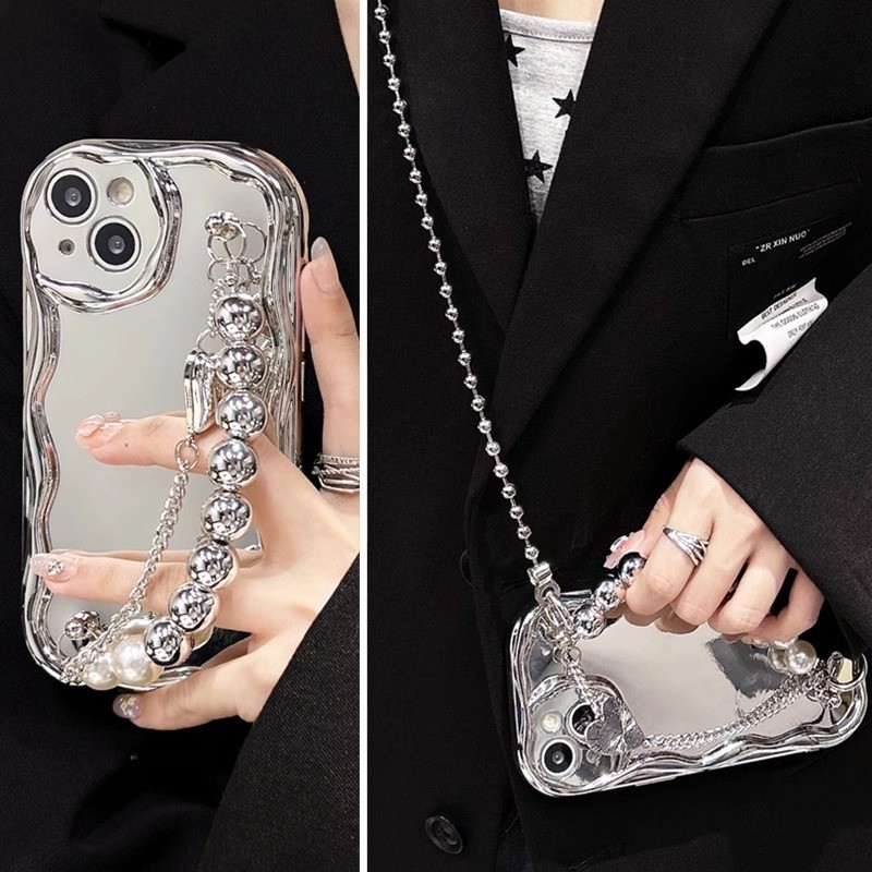 Love สร้อยข้อมือสําหรับ iphone 16promax 15promax 14/13/12/15/16plus 11Promax xs xr xsmax 7plus 8plus 15plus ใหม่ TPU เคส iphone กันฝุ่น