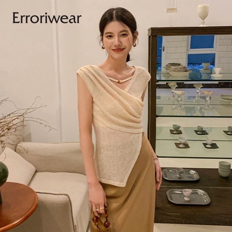 Errokiwear ผู้หญิงเสื้อสเวตเตอร์ถัก 2024 แฟชั่น V คอสีทึบ Causal Slim Fot แขนสั้นไม่สม่ําเสมอแยกด้านบน