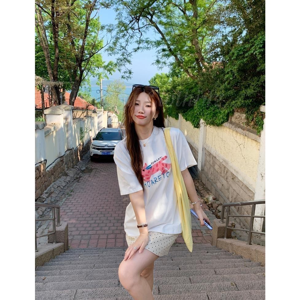 Papaya เสื้อยืด โอเวอร์ไซส์ 'Pink Cat'ส่สบายจ้า เสื้อยืดเกาหลี ผ้าคอตตอน100% เสื้อยืด ใเนื้อนุ่ม WS1