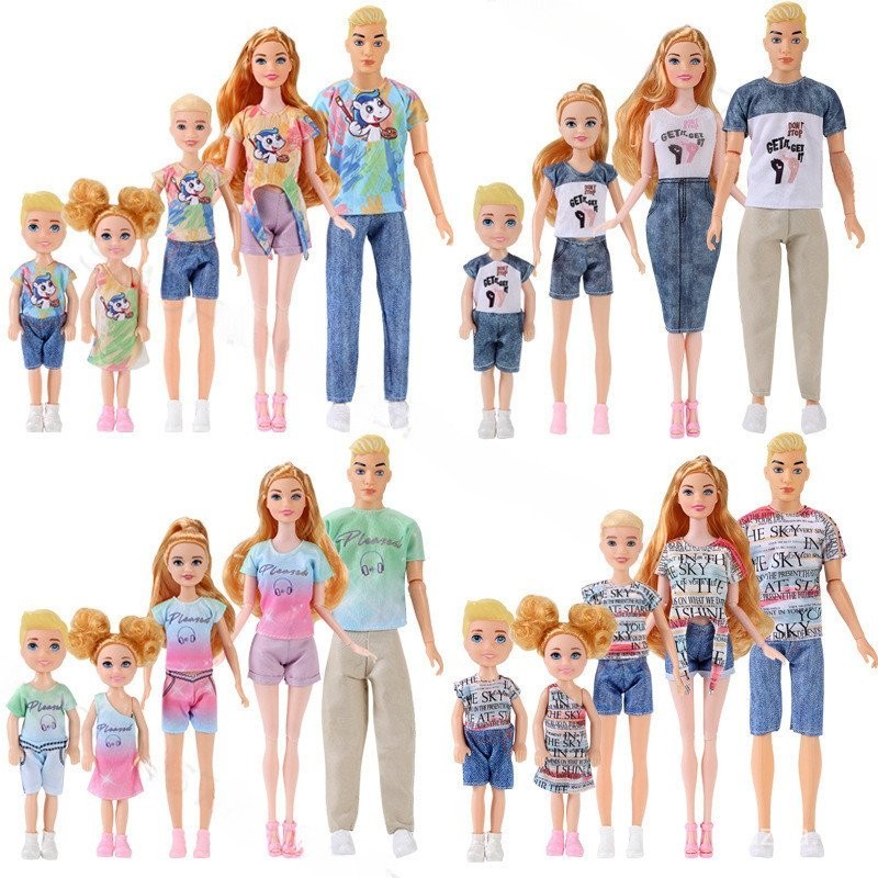 ครอบครัวของของเล่นตุ๊กตา 5 ตัว ชุดตุ๊กตา 30 ซม. แกล้งเล่นเกมของขวัญวันเด็ก