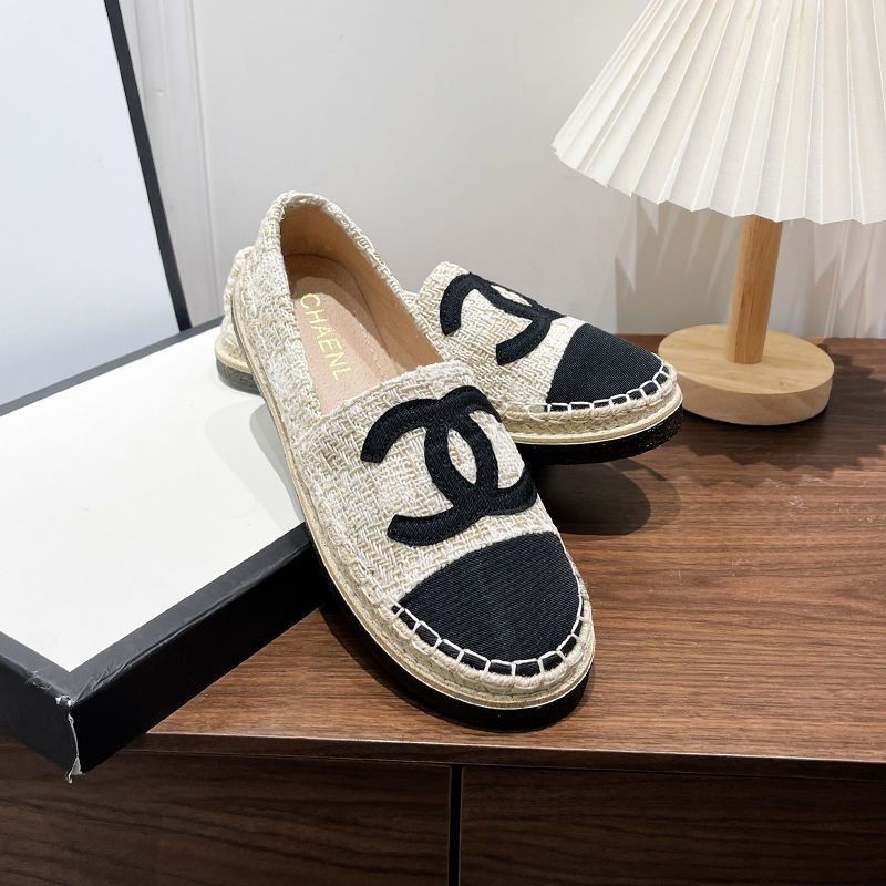 หนา-soled Bucket Shoes รองเท้าผู้หญิง 2025 สไตล์ใหม่ฤดูร้อนรองเท้าหนังแท้ Breathable ที่กําหนดเอง All-Match Slip-On Soft-Soled รองเท้า [