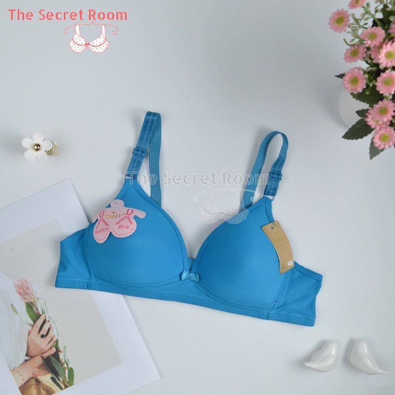 สนิทสนม ชุดชั้นใน BH 8145 | ถ้วย B | ไม่มีลวด | ตะขอ 3 | โฟมบาง | ไซส์ 36-42