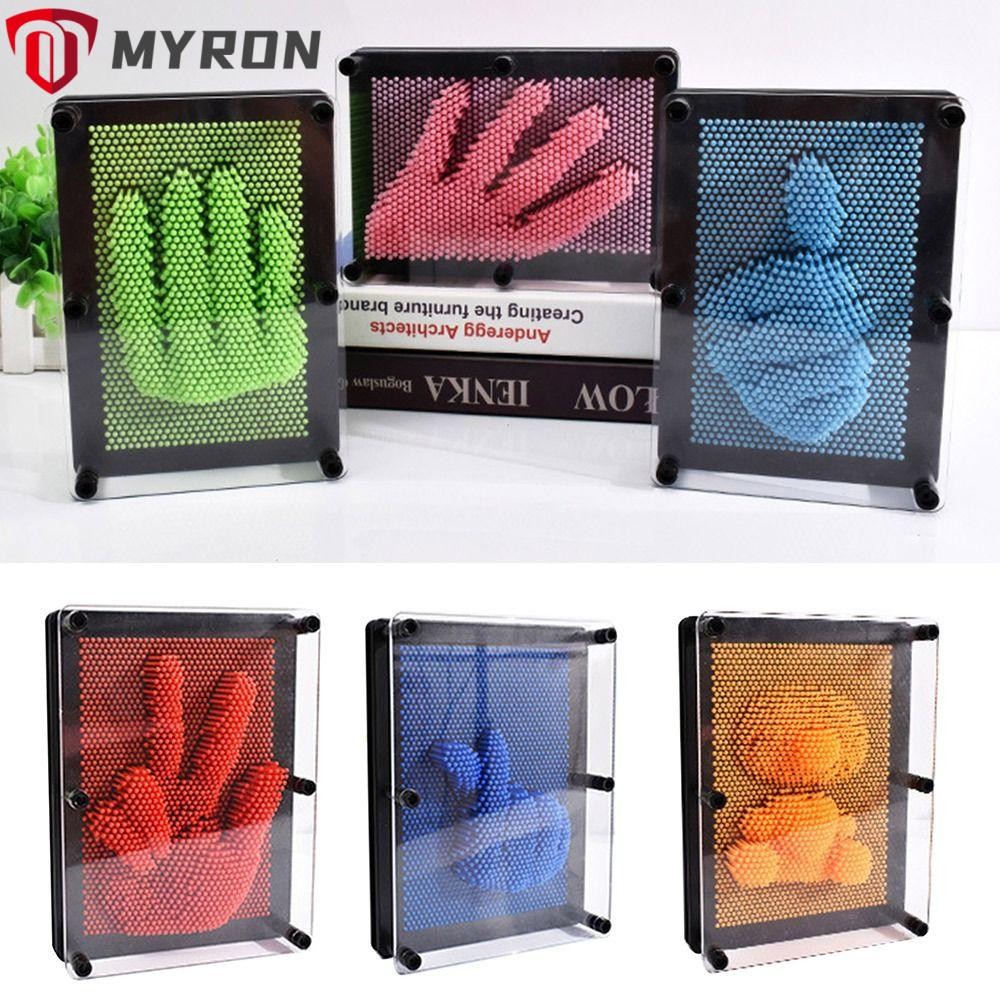 Myron Pin Art Board รุ่นมือโคลนแปลกใหม่