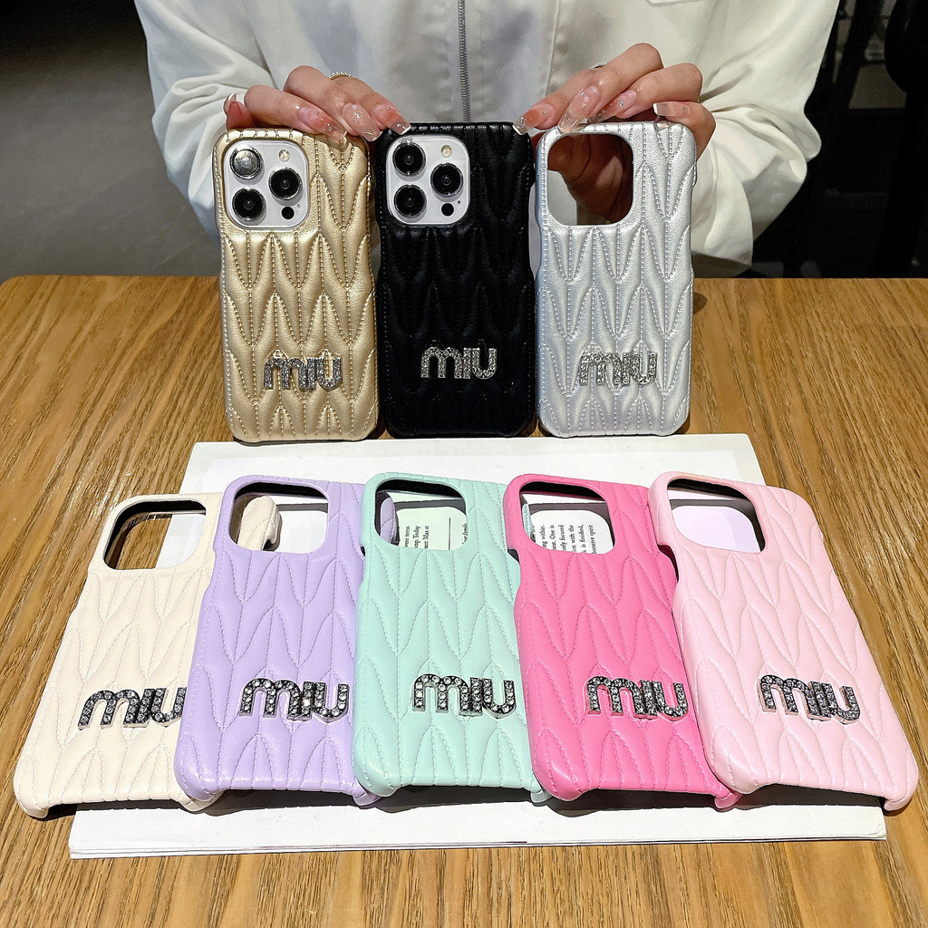 Mm เคสโทรศัพท์มือถือแฟชั่น ลายโลโก้โลหะ หรูหรา คุณภาพสูง สําหรับ iphone 15plus 14plus 15 14 Pro Max 15 14 15pro
