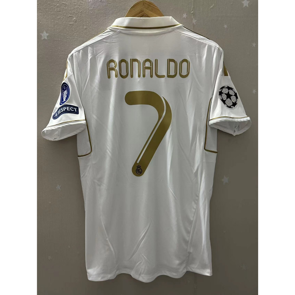11 12 Real Madrid RONALDO OZIL SERGIO RAMOS คุณภาพสูง Home Retro ฟุตบอล Jersey เสื้อยืดที่กําหนดเอง 