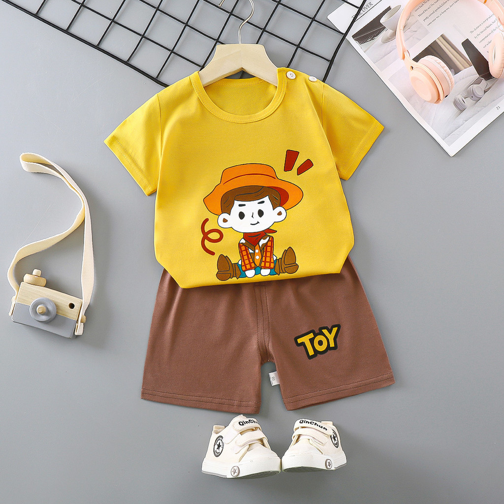 พร้อมส่ง ชุดเสื้อยืดแขนสั้น กางเกงขาสั้น 73-130 ซม. แบบสวมหัว ลายการ์ตูน เข้าได้กับทุกชุด แฟชั่นฤดูร้อน สําหรับเด็กผู้ชาย และเด็กผู้หญิง สองชิ้น