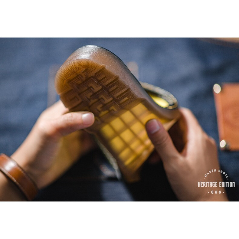 Retro workwear สไตล์ชายหนุ่ม academy high street รองเท้าเชลซีหรูหราสไตล์อังกฤษกลางรองเท้าลําลองผู้ชายสีดํา high top ของแท้หนัง Martin รองเท้า - รูปที่ 6