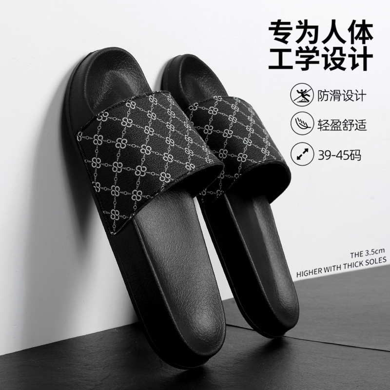 ขนาด 39-45 韩版潮流拖鞋 2024 ฤดูร้อนใหม่时尚外凉鞋 软底鞋 防滑 เบา เบา ๆ สบาย ๆ 透气