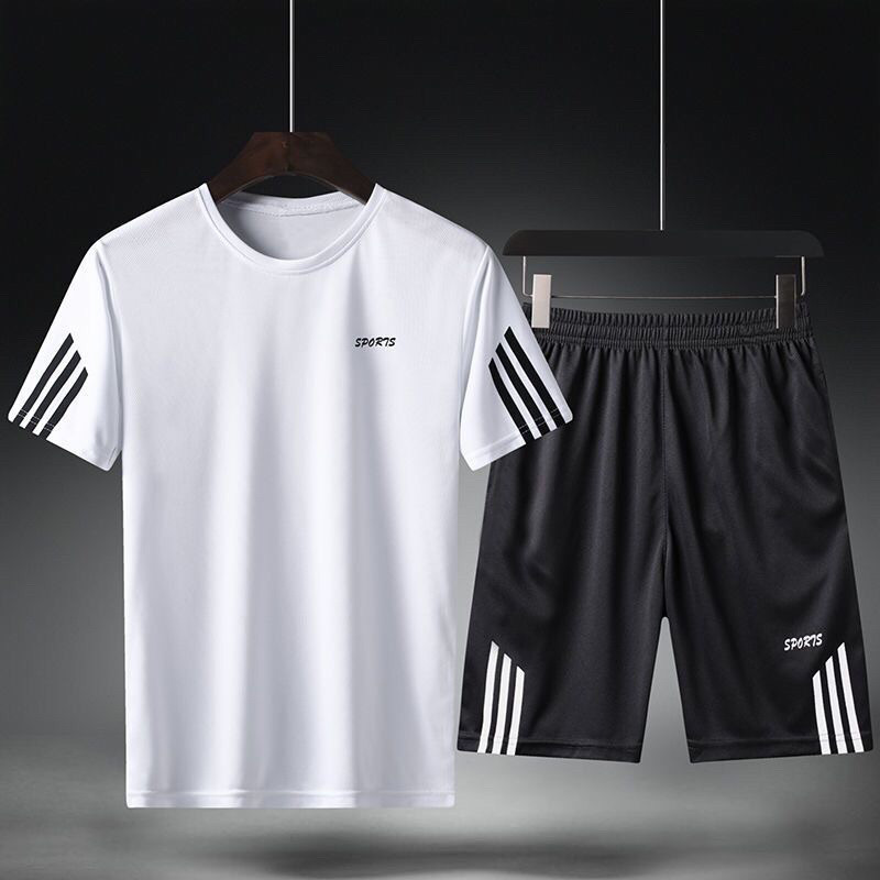 เสื้อออกกำลังกายแขนสั้น + กางเกงออกกำลังกายสั้น วิ่ง/ฟิตเนส (พร้องส่ง)