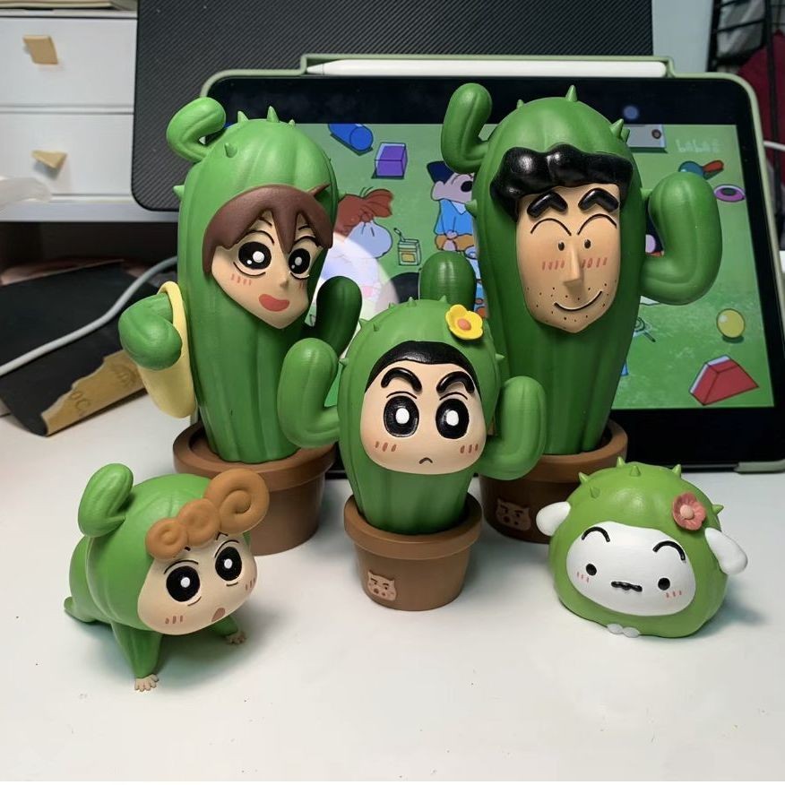 [1576 คอลเลกชันคน] Crayon Shin-Chan Mystery Box Cactus Shin-Chan รูป Nohara Family น่ารักเดสก์ท็อปตก