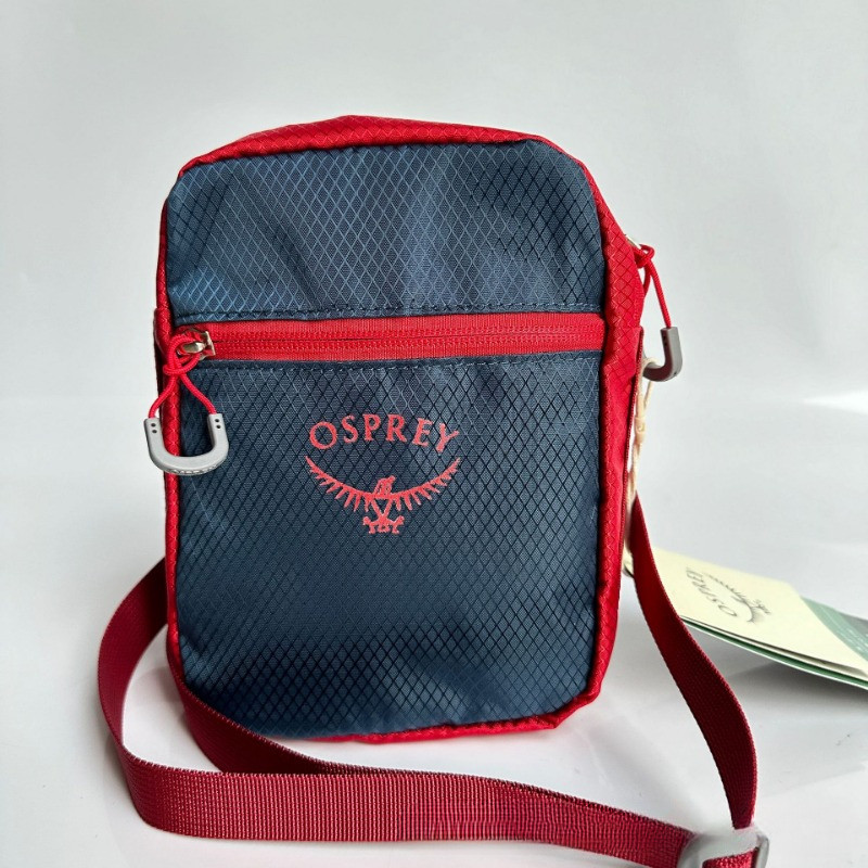 กระเป๋าสะพายไหล่ Classic Water Repellent Messenger Bag Men
