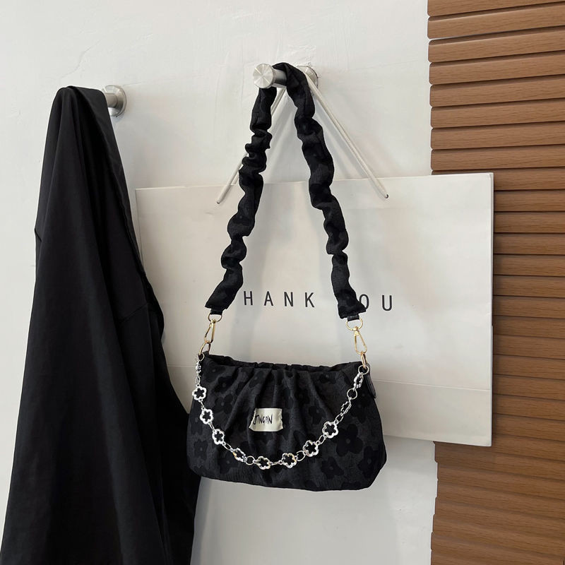 New Product#Casual Bag Women's Summer New Fashion Underarm Bag Simple Chain Shoulder Bag Casual Pleated Messenger Bag4wu