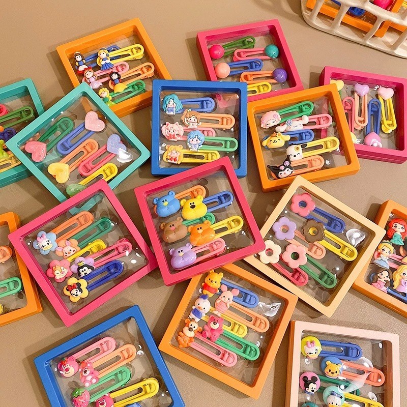 【ABD】กล่องเก็บเครื่องประดับ กล่องเก็บสรอยคอ กรอบใส่พระ กรอบใส่เหรียญ กล่องฟิลม เคสโชว์ มีขาตั้ง ป้องกันฝุ่น