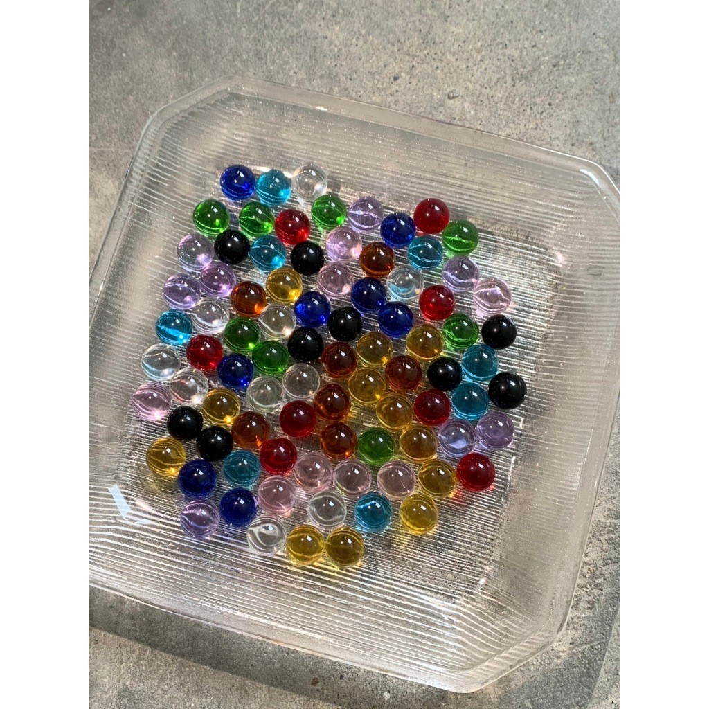 ลูกแก้วคริสตัลใส 10มิล สวยตากแดดได้ สีไม่ตก สามารถพกพาใส่กระเป๋าได้ มีทั้งหมด 10 สี