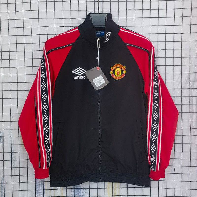1998 Manchester United Retro เสื้อแจ็คเก็ตผู้ชายเสื้อกันลมกันน้ํา Windbreaker Trench Coat เสื้อแจ็คเก็ตฟุตบอล