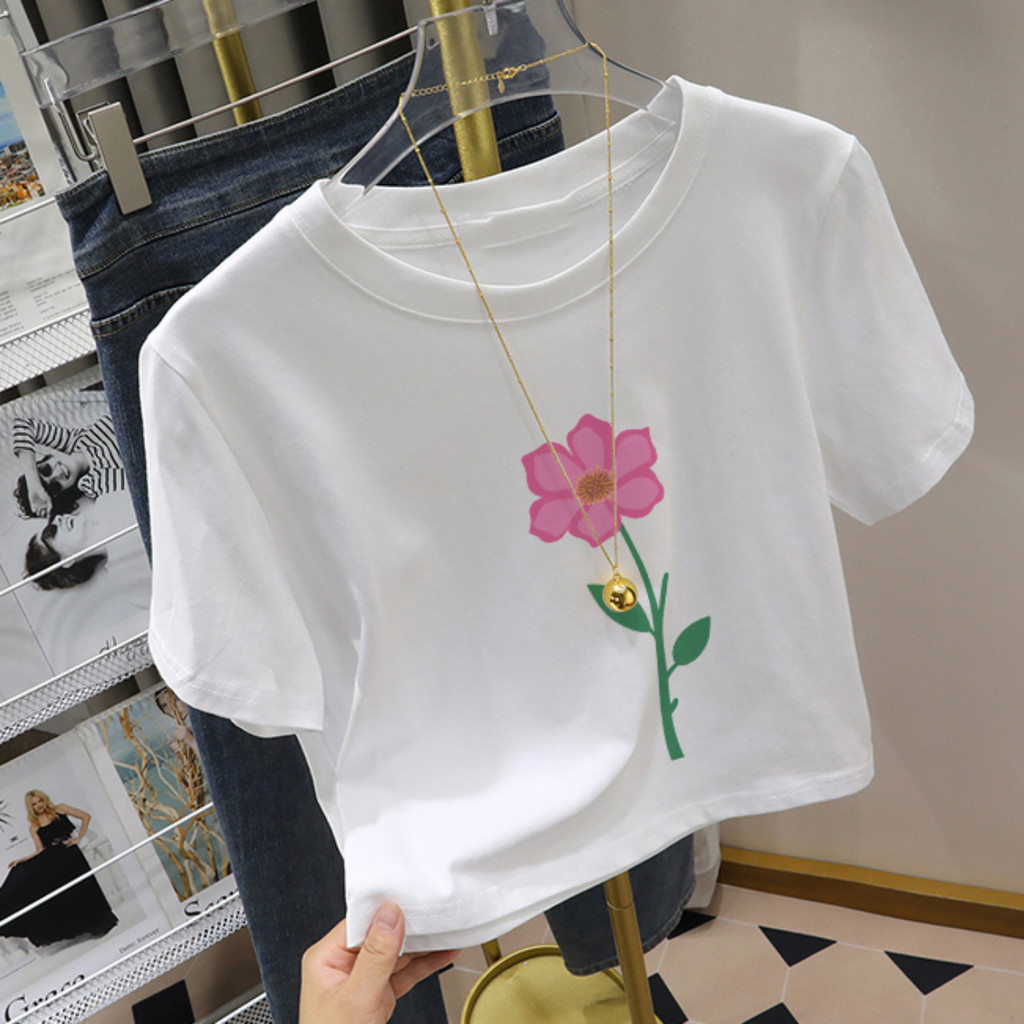 COD🔥  ล็อตใหม่ล่าสุด🔥เสื้อยืดแขนสั้นฤดูร้อนสำหรับผู้หญิง คอกลมสีขาว พิมพ์ลายดอกไม้เปลือยสะดือ เสื้อตัวสั้นผ้าฝ้ายทันสมัย