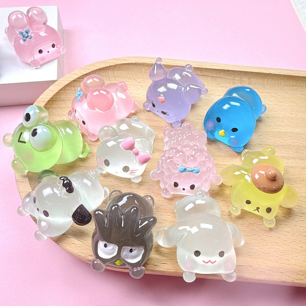 10 ชิ้น Glow Papa Sanrio สัตว์เรซิ่น Charms สําหรับ DIY(12-488)