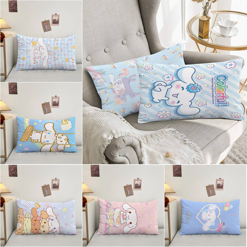 SANRIO ซานริโอ ซินนามอนโรล ปลอกหมอนการ์ตูนน่ารักของขวัญเด็กรถ การบุกรุก ปกปลอกหมอนตกแต่งบ้าน (ไม่มีแกนหมอน)