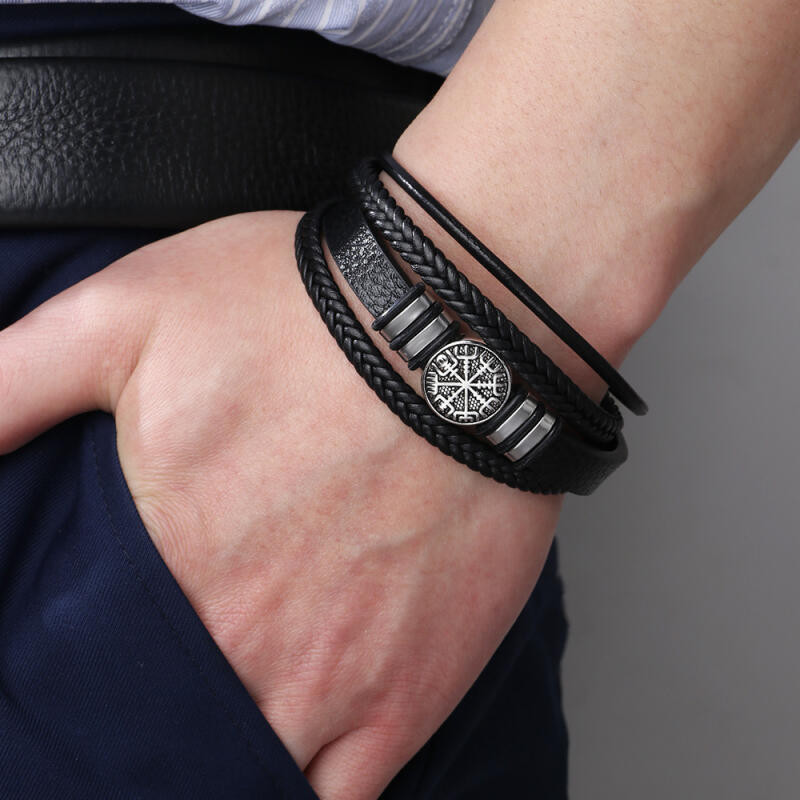 Nordic Viking Vintage แฟชั่นผู้ชายเข็มทิศ Rune หนังทอผ้าปรับหัวเข็มขัดแม่เหล็กสร้อยข้อมือเครื่องประดับอุปกรณ์เสริม
