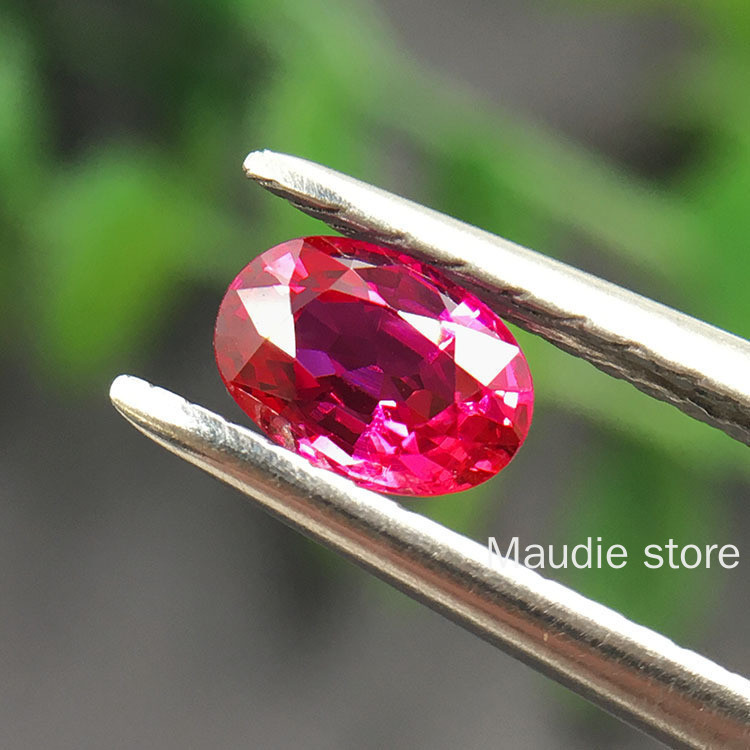 Pigeon Blood Lab Grown Ruby Fine Jewelry ใบรับรอง GRC