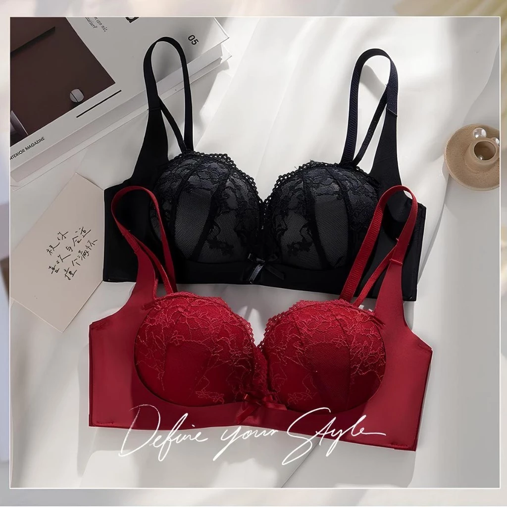 💖พร้อมส่ง💖เสื้อชั้นในไร้โครง เสื้อในดันทรง ผู้หญิง บราไร้ขอบ เสริมฟองน้ำดันทรง อกชิด งานสวยสุดๆจ้า Women Clothing Lady
