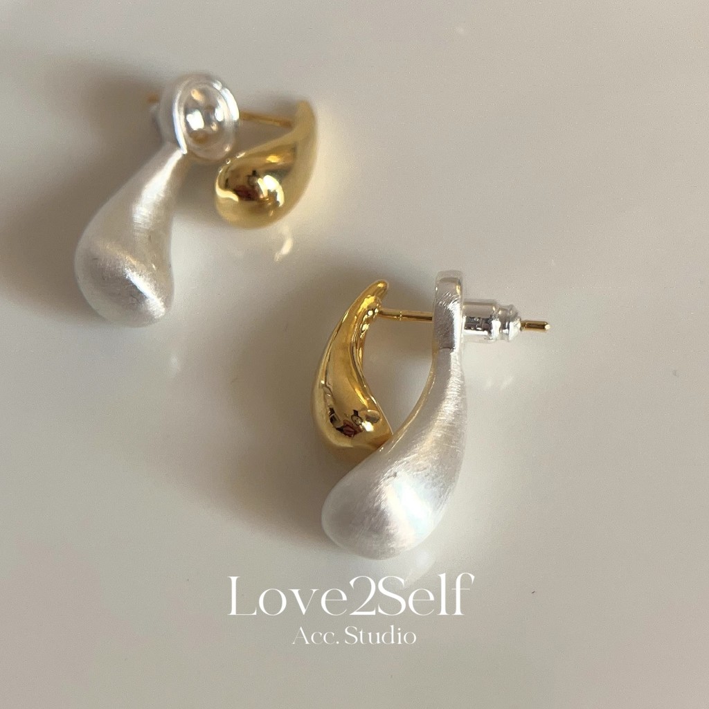 Love2Self E036 Hypoallergenic 14K Gold Plated 2 Tone Water Drop ต่างหู Matte Brushed Minimalist สําหรับผู้หญิง SG
