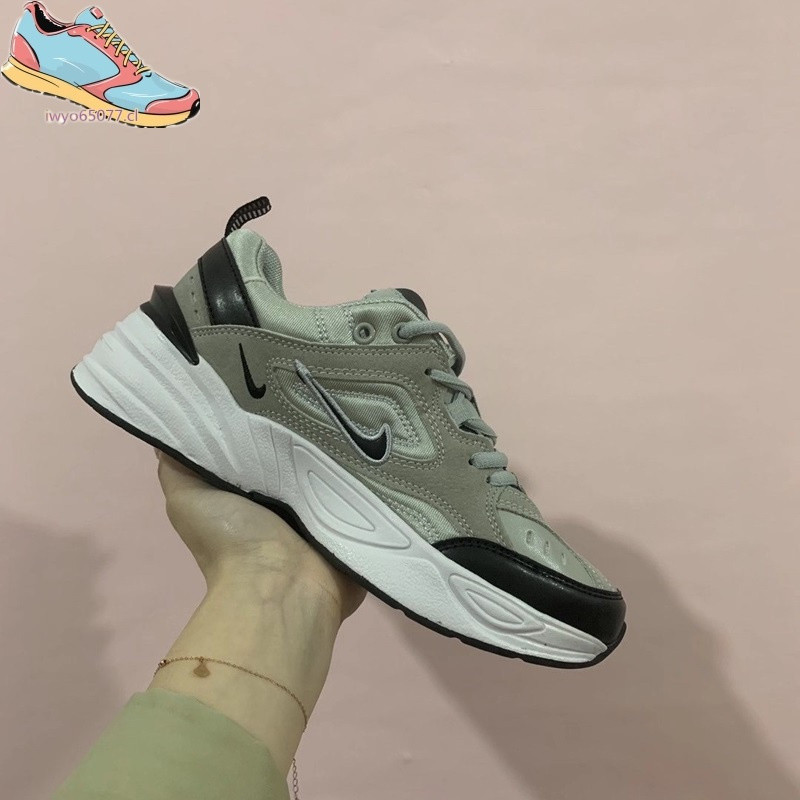 ครับ. 231115   รองเท้ากีฬาผู้หญิง Nike Nike M2k Tekno สีเทาวินเทจ Nike Outdoor N886.6k เกาหลี รองเท้