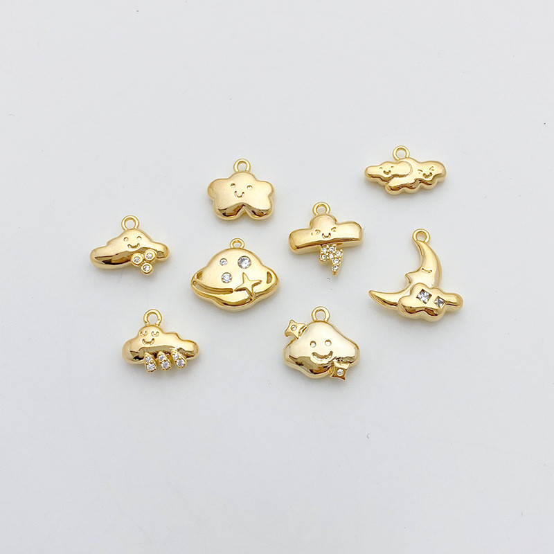 14k Gold-Covered สี Retention Micro-Inlaid Zircon Smiley Cloud Raindrop จี้ทําด้วยมือ diy สร้อยข้อมือสร้อยคอหูเครื่องประดับอุปกรณ์เสริม