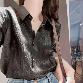 Textured Satin Blouse เสื้อเชิ้ตแขนยาวผู้หญิง Glossy Finish ขนาดใหญ่ Fit หลายสี Casual Top