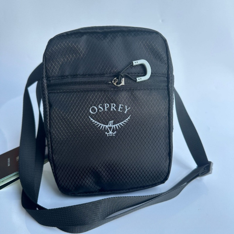 กระเป๋าสะพายไหล่ Classic Water Repellent Messenger Bag Men
