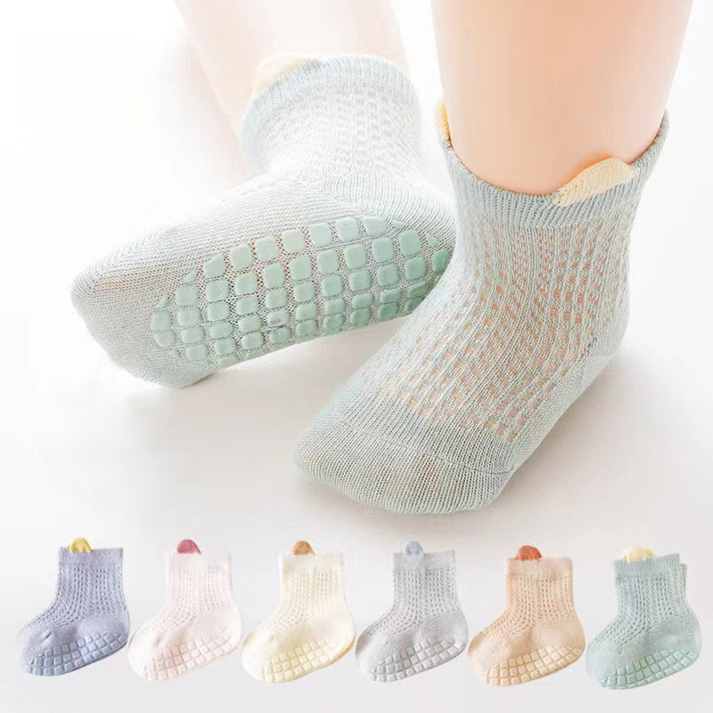 ถุงเท้าเด็กตาข่าย ฤดูร้อน ระบายอากาศ ด้านล่างกันลื่น ผ้าฝ้าย บาง เหมาะสำหรับเด็กวัยหัดเดิน เด็กชาย และเด็กหญิง ถุงเท้าพื้น ถุงเท้าสั้น