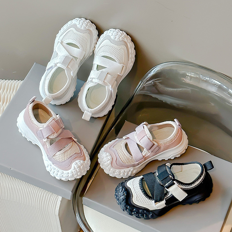 2024 ฤดูร้อนใหม่เด็กรองเท้าผ้าใบแฟชั่นสําหรับสาวอินเทรนด์ Air ตาข่ายนุ่ม Anti-slippery Breathable รองเท้ากีฬาสไตล์เกาหลี