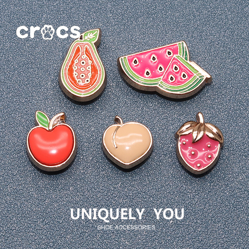 Crocs JIbbitz โลหะผลไม้ JIbbitz โลหะผีเสื้อรองเท้าหัวเข็มขัด charm Crocs การ์ตูนสายรุ้งอุปกรณ์เสริมรองเท้า