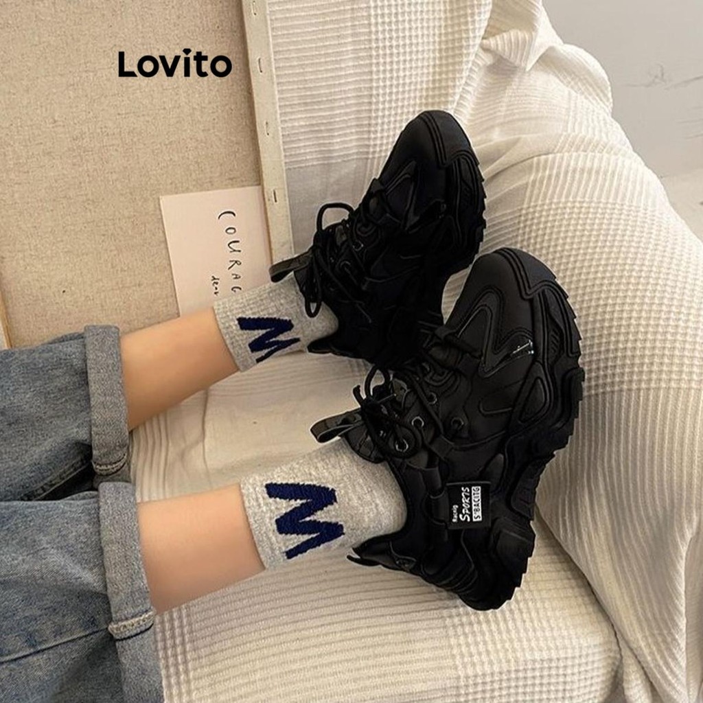Lovito ลําลองธรรมดาเวอร์ชั่นเกาหลีอเนกประสงค์พื้นหนาเพิ่มความสูงรองเท้าผ้าใบระบายอากาศที่สะดวกสบายสําหรับผู้หญิง  LFA62230