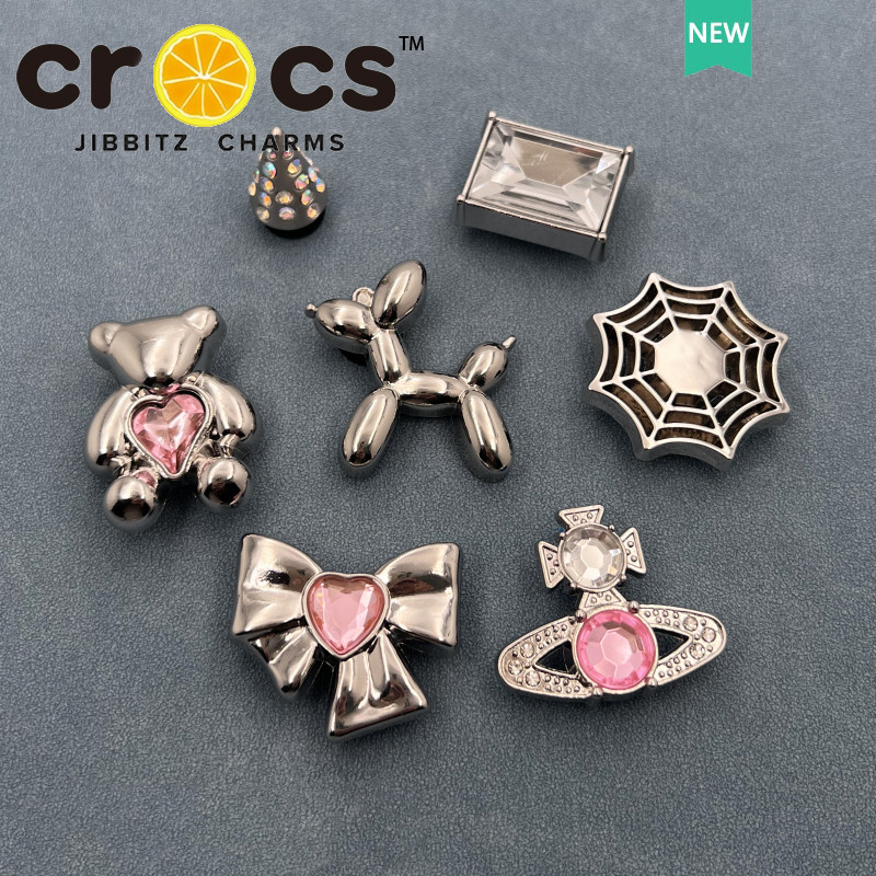 โลหะ jibbitz crocs charms รองเท ้ าหัวเข ็ มขัดโลหะเงินโบว ์ หมีโลหะผสมรองเท ้ าอุปกรณ ์ เสริม