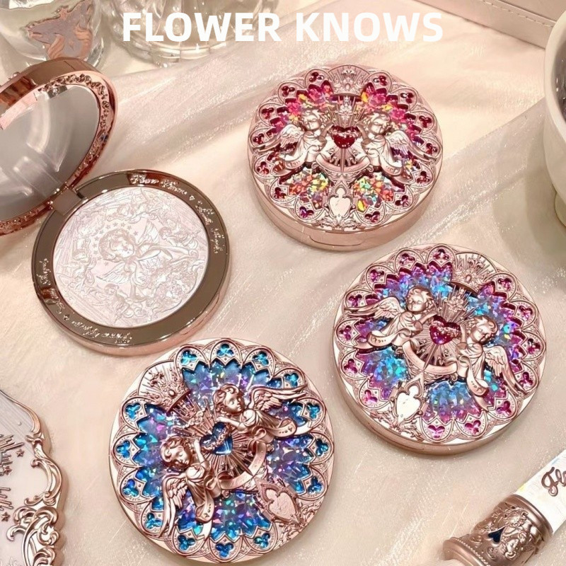 FLOWER KNOWS พาเลทไฮไลท์เพื่อเพิ่มความแวววาวให้กับเนื้อแมตต์มุกสามมิติ